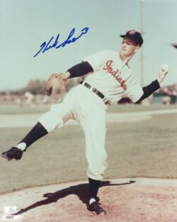 AUTOGRAPHED HERB SCORE 8X10 Cleveland Indians Photo