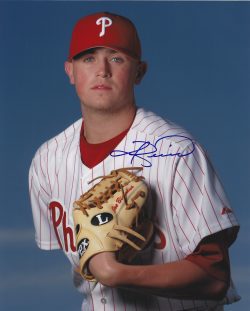 AUTOGRAPHED JOE BISENIUS 8x10 Philadelphia Phillies Photo