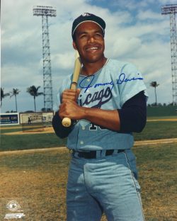 AUTOGRAPHED TOMMY DAVIS 8x10 Chicago White Sox photo
