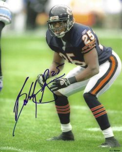 Autographed BOBBY GRAY 8x10 Chicago Bears Photo