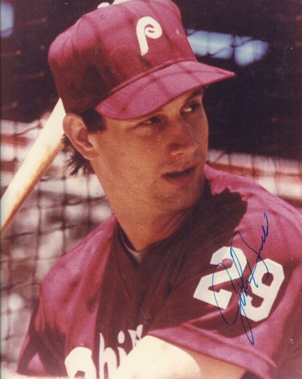 AUTOGRAPHED JOHN RUSSELL 8x10 Philadelphia Phillies photo