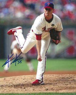 AUTOGRAPHED  KYLE KENDRICK 8x10 Philadelphia Phillies Photo