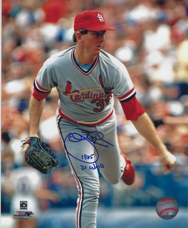 AUTOGRAPHED JOHN TUDOR 8x10 St. Louis Cardinals photo