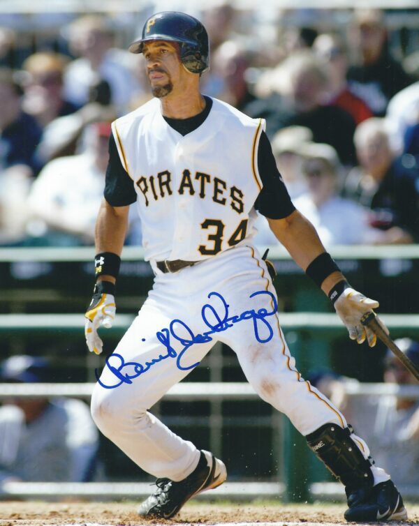 AUTOGRAPHED BENITO SANTIAGO 8x10 Pittsburgh Pirates Photo