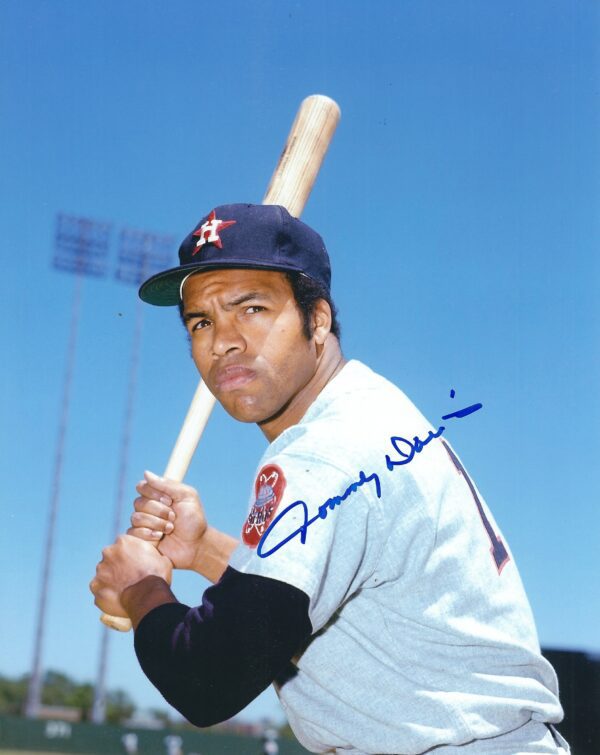 AUTOGRAPHED TOMMY DAVIS 8x10 Houston Astros Photo