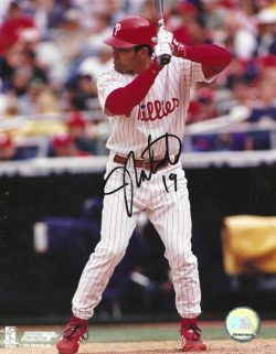 AUTOGRAPHED JOHNNY ESTRADA 8x10 Philadelphia Phillies Photo