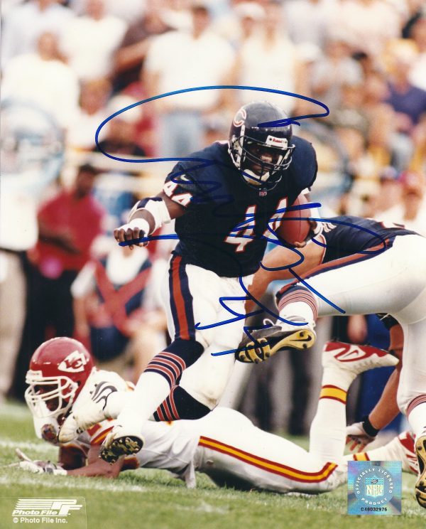 Autographed CURTIS ENIS 8x10 Chicago Bears Photo