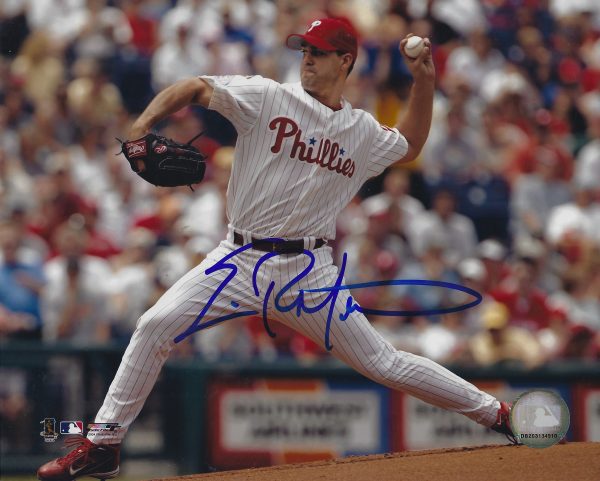 AUTOGRAPHED ERIC MILTON 8x10 Philadelphia Phillies Photo