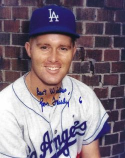 AUTOGRAPHED RON FAIRLY 8X10 Los Angeles Dodgers photo