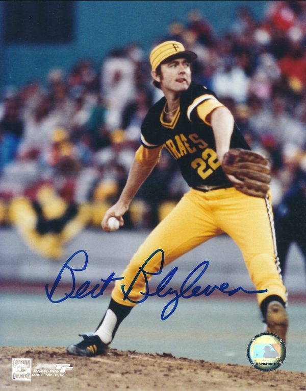 Autographed BERT BLYLEVEN 8x10 Pittsburgh Pirates Photo