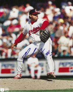 AUTOGRAPHED  PAUL SHUEY 8X10 Cleveland Indians Photo