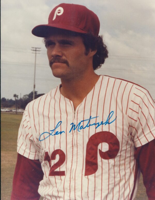 AUTOGRAPHED LEN MATUSZEK 8x10 Philadelphia Phillies Photo