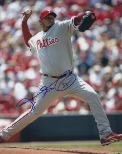 AUTOGRAPHED FREDDY GARCIA 8x10 Philadelphia Phillies Photo
