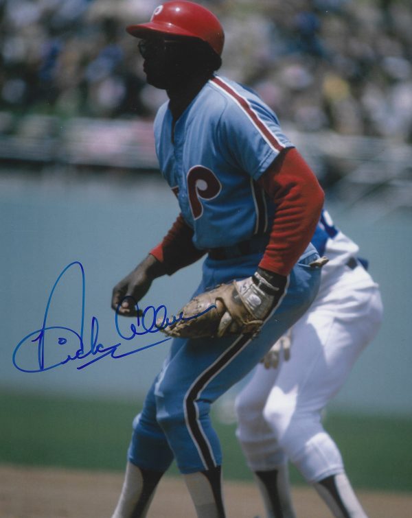 AUTOGRAPHED DICK ALLEN 8x10 Philadelphia Phillies Photo