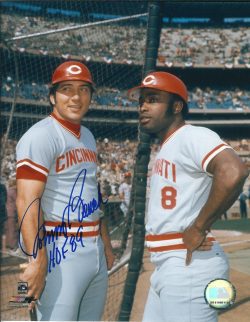 Autographed JOHNNY BENCH 8X10 Cinncinatti Reds photo