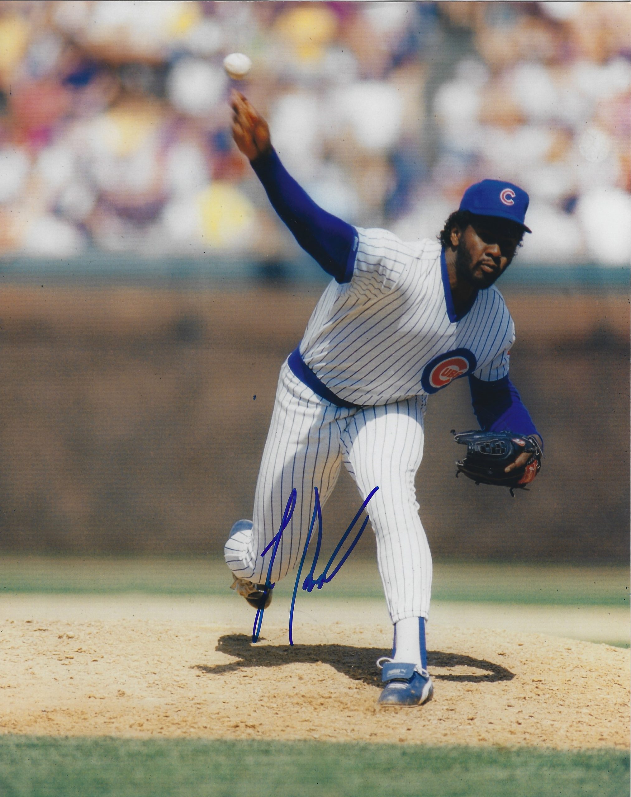 AUTOGRAPHED LEE SMITH 8x10 Chicago Cubs Photo - Main Line Autographs