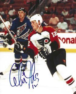 Autographed COLIN FORBES 8X10 Philadelphia Flyers Photo