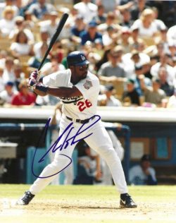 AUTOGRAPHED CHARLES JOHNSON 8X10 Los Angeles Dodgers photo