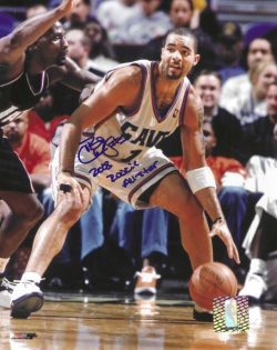 Autographed CARLOS BOOZER 8X10 Cleveland Cavaliers photo