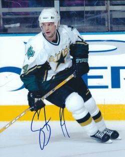 Autographed STU BARNES 8x10 Dallas Stars Photo