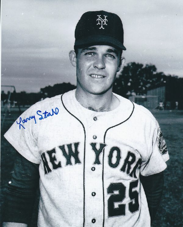 AUTOGRAPHED LARRY STAHL 8x10 New York Mets photo