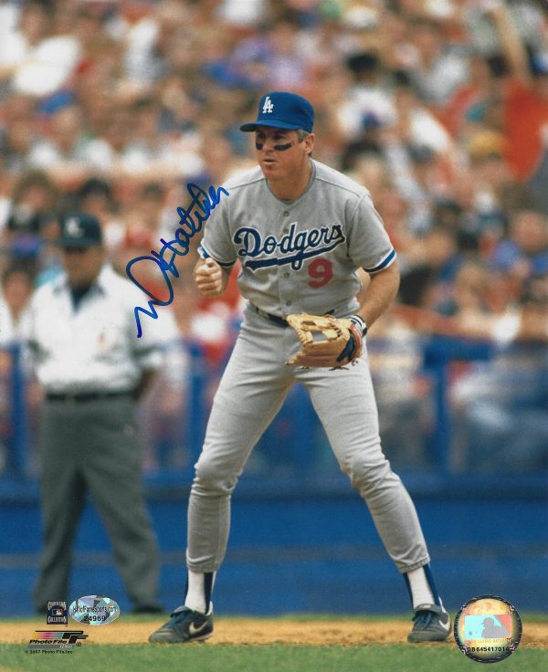 AUTOGRAPHED MICKEY HATCHER 8x10 Los Angeles Dodgers photo