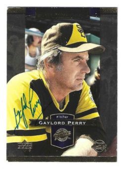 Autographed GAYLORD PERRY San Diego Padres 2003 Upper Deck Sweet Spot Classic Card