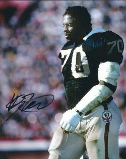 Autographed HENRY LAWRENCE 8x10 Oakland Raiders photo