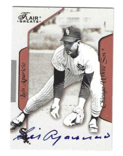 Autographed LUIS APARICIO Chicago White Sox 2003 FLEER FLAIR GREATS CARD