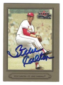Autographed STEVE CARLTON St. Louis Cardinals 2002 Fleer Fall Classic Card