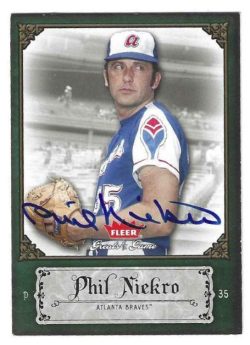 Autographed PHIL NIEKRO Atlanta Braves 2006 FLEER GREATS of the GAME CARD