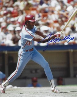 AUTOGRAPHED GARRY MADDOX 8X10 Philadelphia Phillies Photo