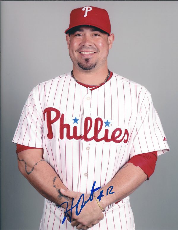 AUTOGRAPHED HUMBERTO QUINTERO 8X10 Philadelphia Phillies Photo