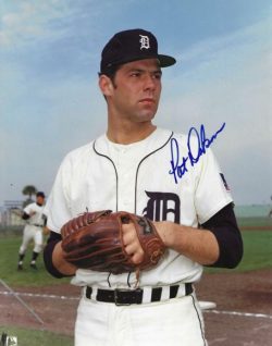 Autographed Pat Dobson 8x10 Detroit Tigers Photo