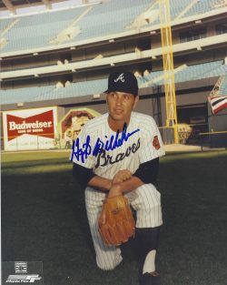 Autographed HOYT WILHELM 8X10 Atlanta Braves photo