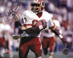 Autographed CHARLIE BROWN 8x10 Washington Redskins Photo