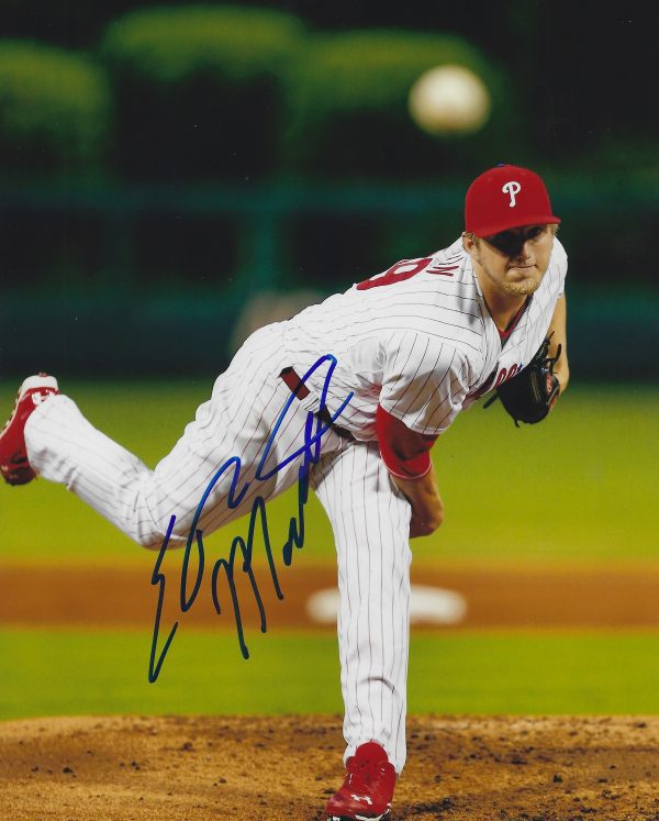 AUTOGRAPHED ETHAN MARTIN 8X10 Philadelphia Phillies Photo