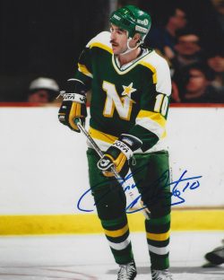 Autographed GORDIE ROBERTS 8X10 Minnesota North Stars Photo