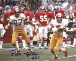 Autographed PAT FISCHER 8x10 Washington Redskins Photo