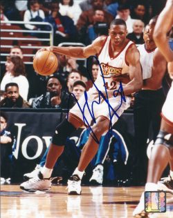AUTOGRAPHED THEO RATLIFF 8X10 Philadelphia 76'ers photo