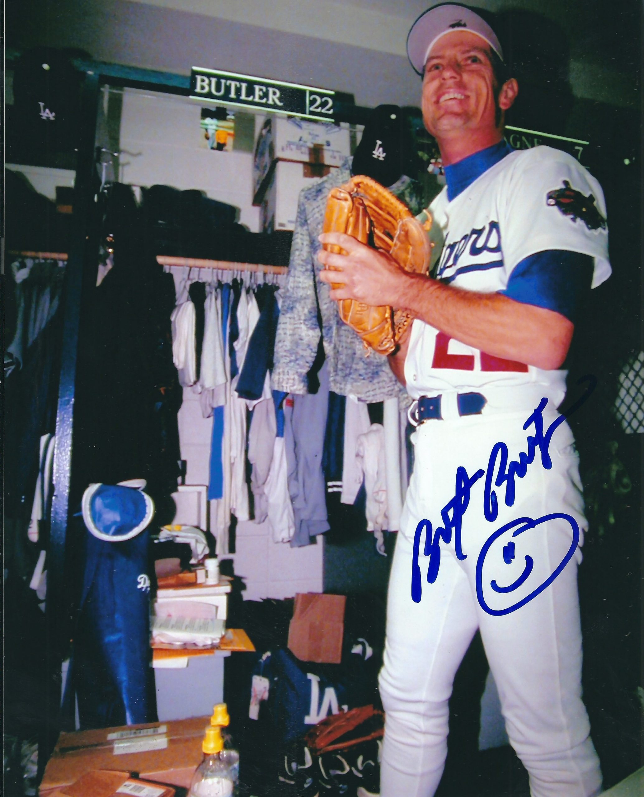 AUTOGRAPHED BRETT BUTLER 8x10 Los Angeles Dodgers photo - Main Line  Autographs