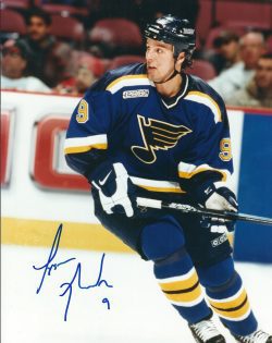 Autographed  TYSON NASH 8X10 St. Louis Blues Photo