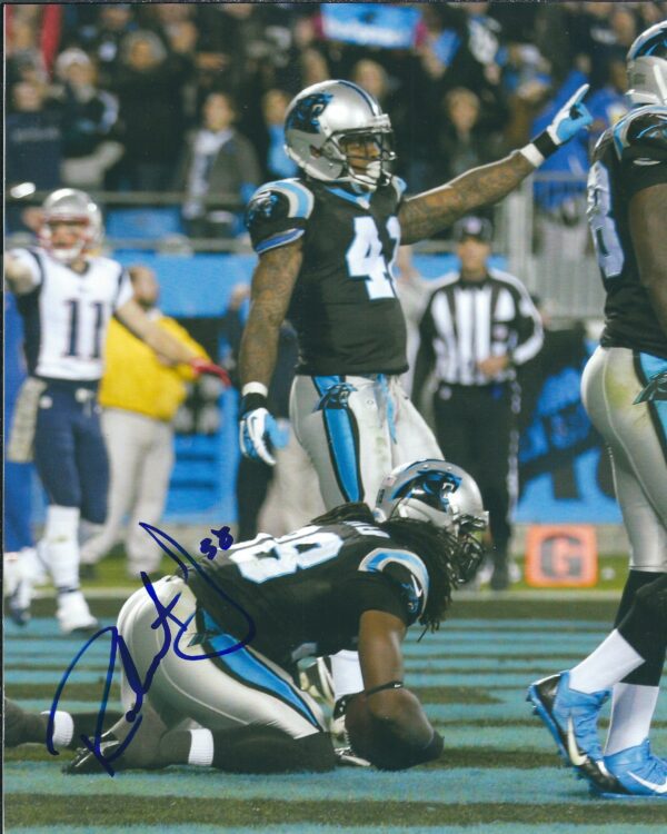 Autographed ROBERT LESTER  8X10 Carolina Panthers photo