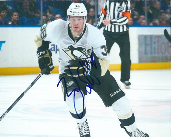 Autographed  ZACH SILL 8x10 Pittsburgh Penguins Photo