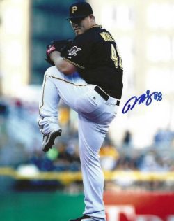 Autographed VANCE WORLEY 8X10 Pittsburgh Pirates Photo