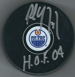 Autographed PAUL COFFEY HOF 04 Edmonton Oilers Hockey Puck