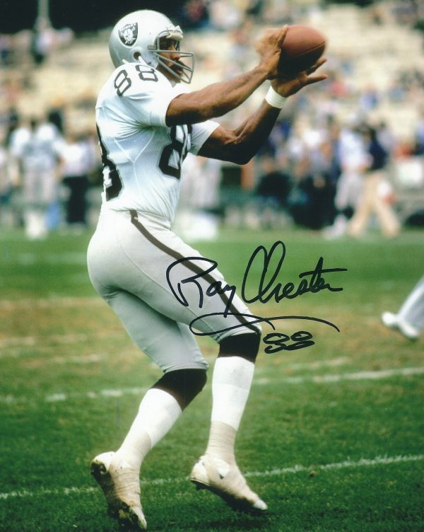 Autographed  RAYMOND CHESTER 8X10 Oakland Raiders photo