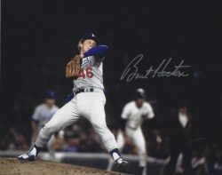 AUTOGRAPHED BURT HOOTON 8x10 Los Angeles Dodgers photo