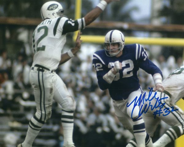 Autographed MIKE CURTIS 8X10 Baltimore Colts photo