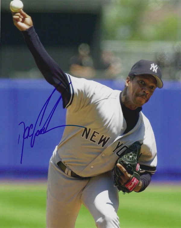 AUTOGRAPHED DOC GOODEN 8X10 NEW YORK YANKEES photo